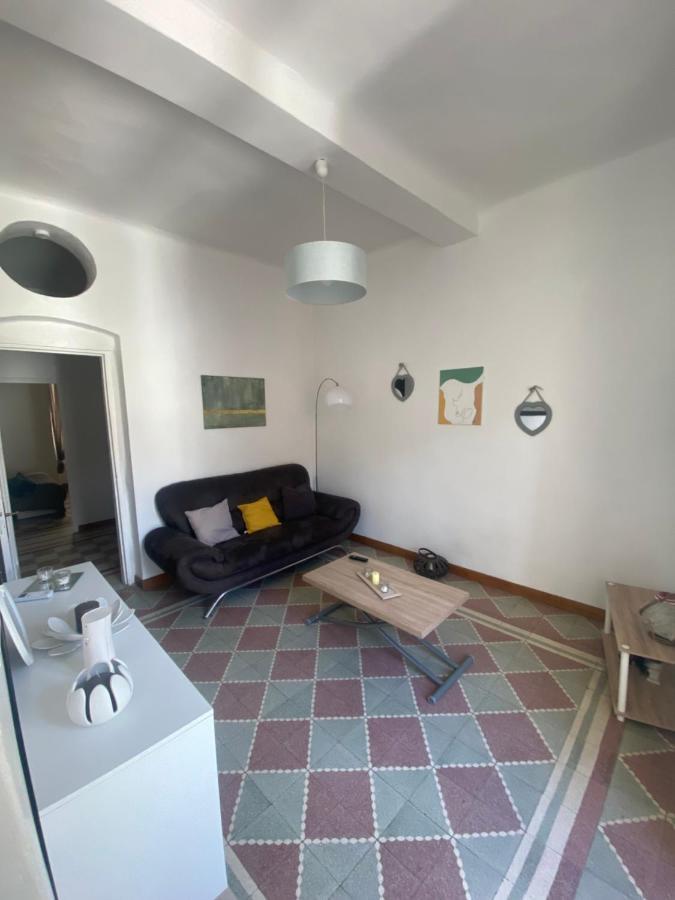 Appartement Climatise,Idealement Situe 100M Du Vieux Port. Bastia  Bagian luar foto